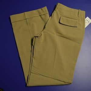 Women's Dress pants New with Tag size 8